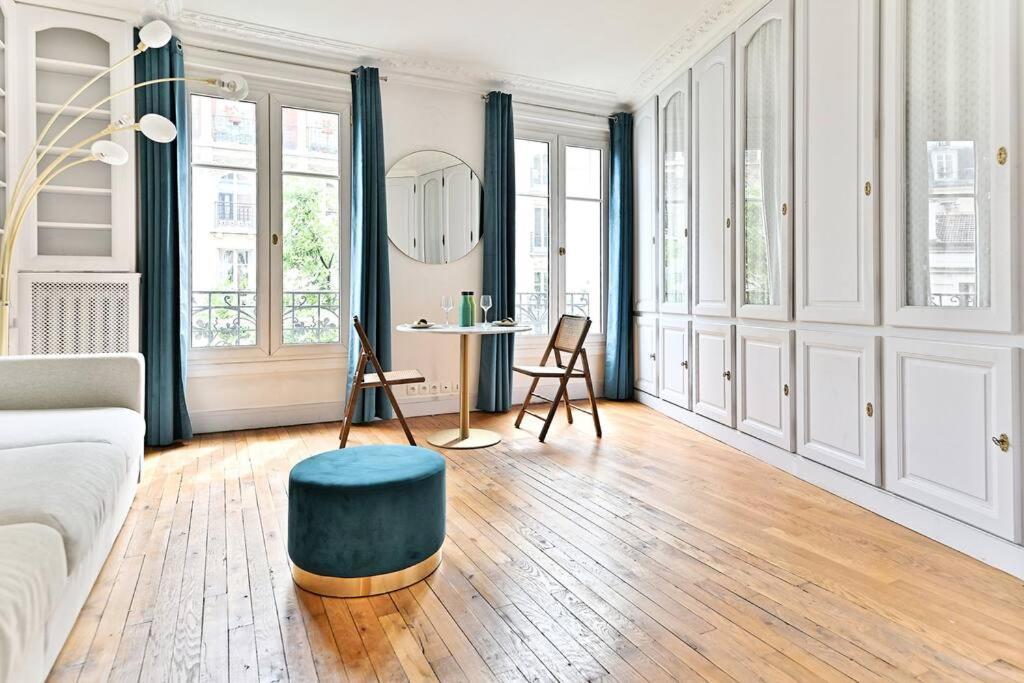 Appartement Haussmannien Lumineux Et Central- II باريس المظهر الخارجي الصورة