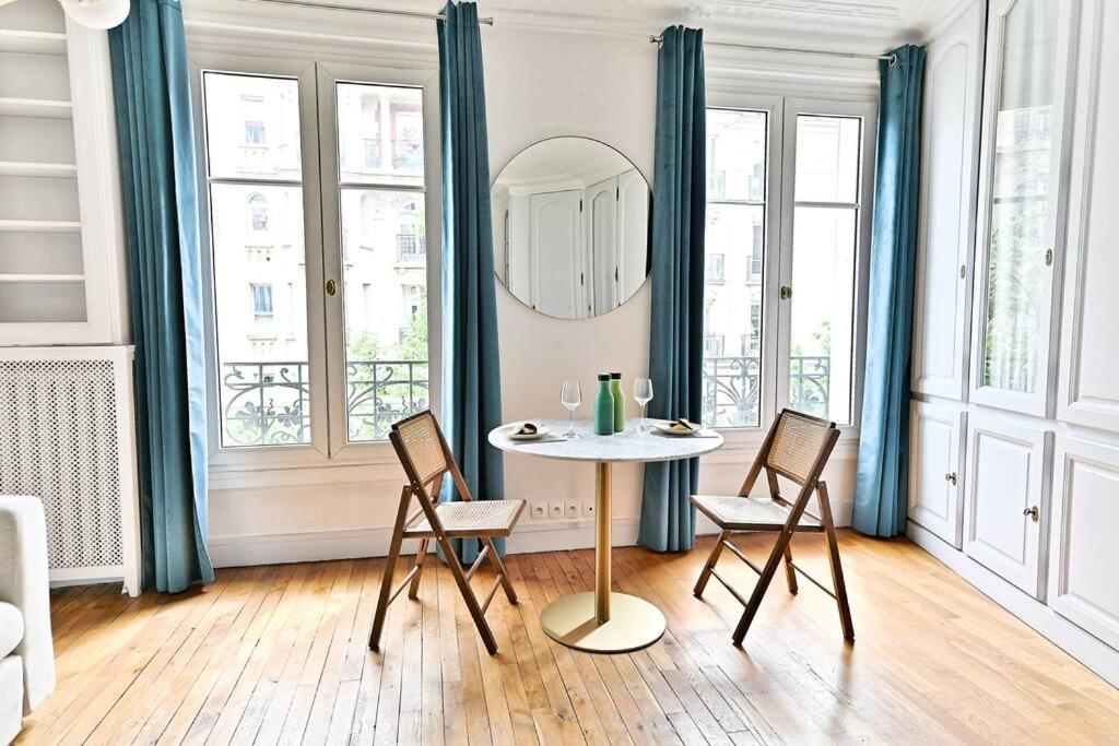 Appartement Haussmannien Lumineux Et Central- II باريس المظهر الخارجي الصورة